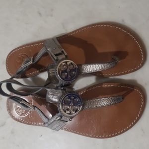 Tory Burch silver sandlas
